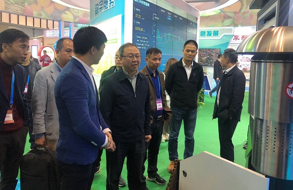 ���չ����ˆT��?q��)��ҽ�B��(sh��)��(j��)ƽ�_(t��i)