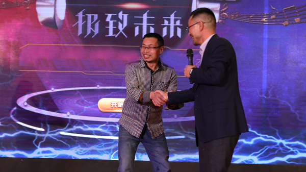 �؄e��(ji��ng)