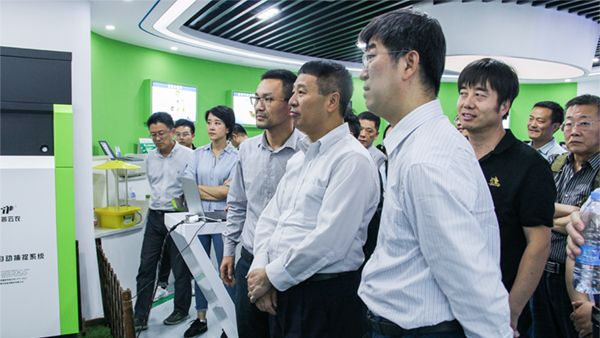 ȫ���r(n��ng)�������hί��ӛκ����һ�Ѕ��^�������r(n��ng)չ�d