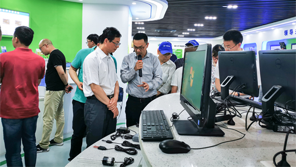 �x����һ�Ѕ��^�������r(n��ng)չ�d