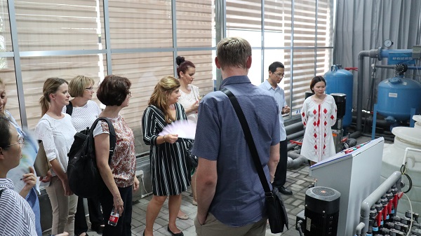 ���ް�һ���ڬF(xi��n)���r(n��ng)�I(y��)�a(ch��n)�I(y��)�@�F(xi��n)���^Ħ3