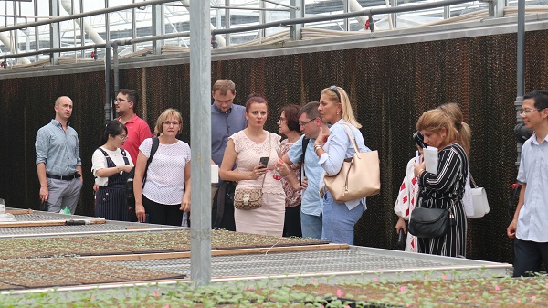 ���ް�һ���ڬF(xi��n)���r(n��ng)�I(y��)�a(ch��n)�I(y��)�@�F(xi��n)���^Ħ4