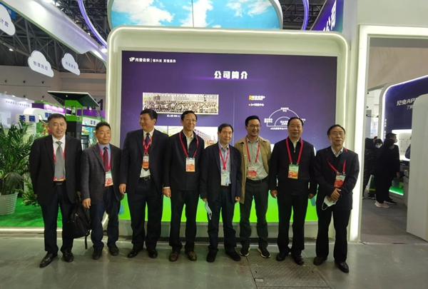 �Ї�(gu��)����Ժ������Ժʿ��ȫ��(gu��)�r(n��ng)�����������鸱���Ρ��r(n��ng)���ƏV�f(xi��)��(hu��)�������(hu��)�L(zh��ng)���ؑc���r(n��ng)��ίԬ��ί�T��ȫ��(gu��)�r(n��ng)���������P��(l��)��ϯ��(zhu��n)�ҵ��I(l��ng)��(d��o)һ�����������r(n��ng)չλ��Ӱ