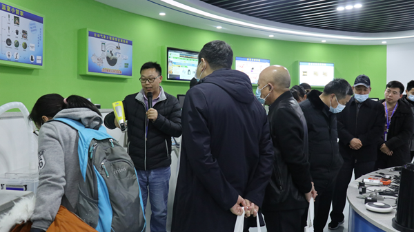 �����ˆT��B�C�Ϯa(ch��n)Ʒ