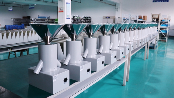 �������r(n��ng)���a(ch��n)������Ӱ2