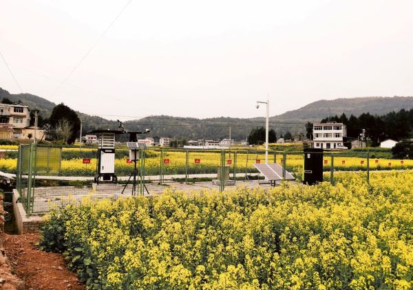 �������r(n��ng)���x���O(ji��n)�y(c��)�c(di��n)